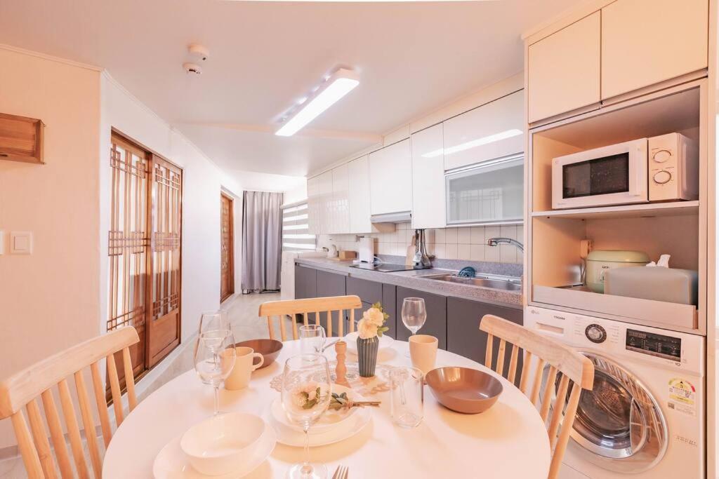 Villa Namsan Tower View - Duplex, 3 2 Bathrooms Seoul