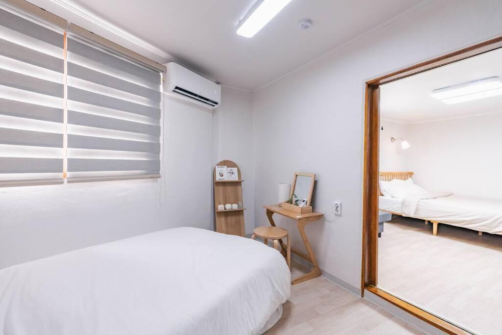 Namsan Tower View - Duplex, 3 2 Bathrooms Villa Seoul