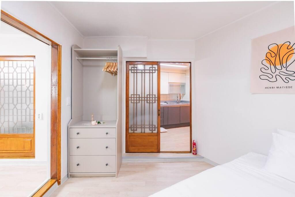 Namsan Tower View - Duplex, 3 2 Bathrooms Villa