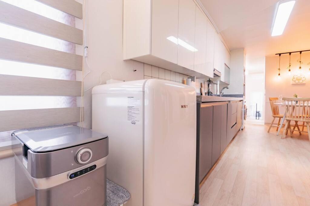 Villa Namsan Tower View - Duplex, 3 2 Bathrooms *