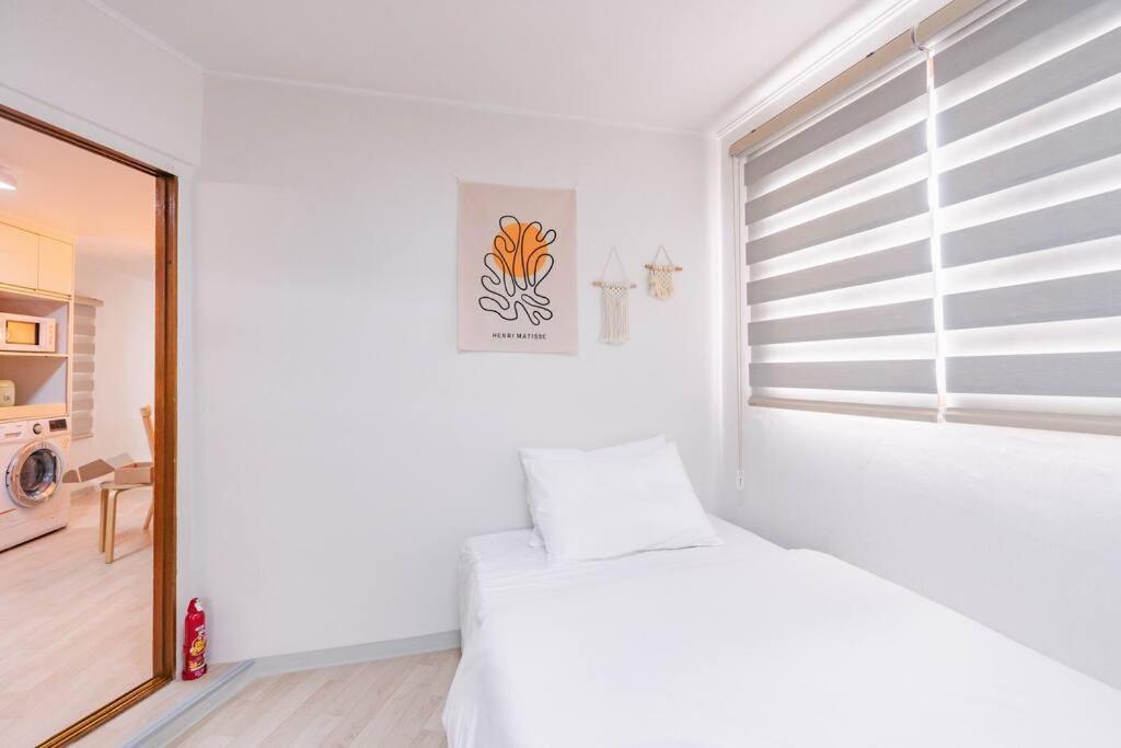 Namsan Tower View - Duplex, 3 2 Bathrooms Seoul